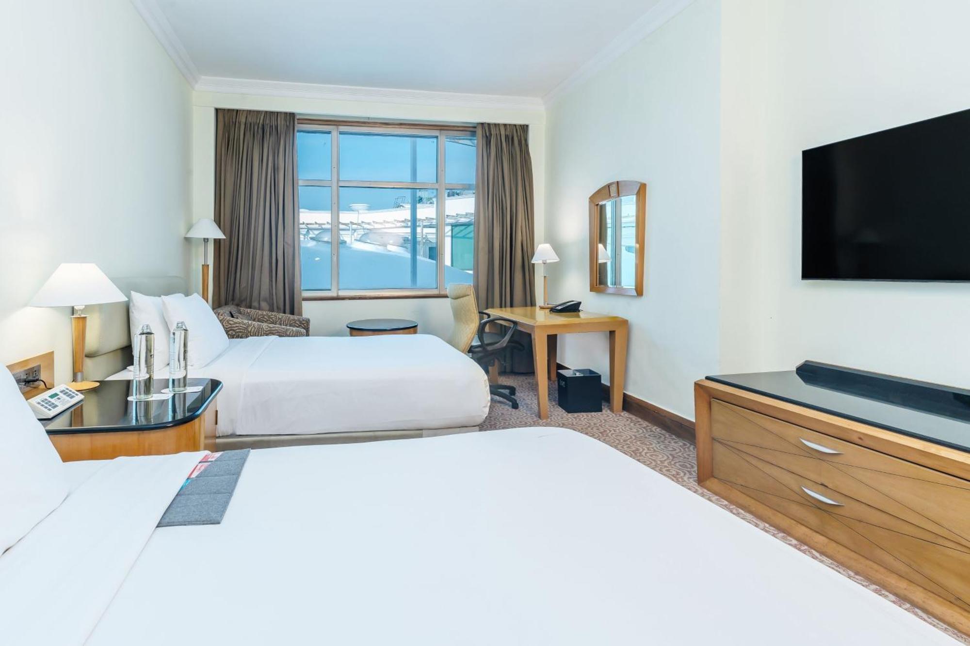 Le Royal Meridien Ченнаи Экстерьер фото