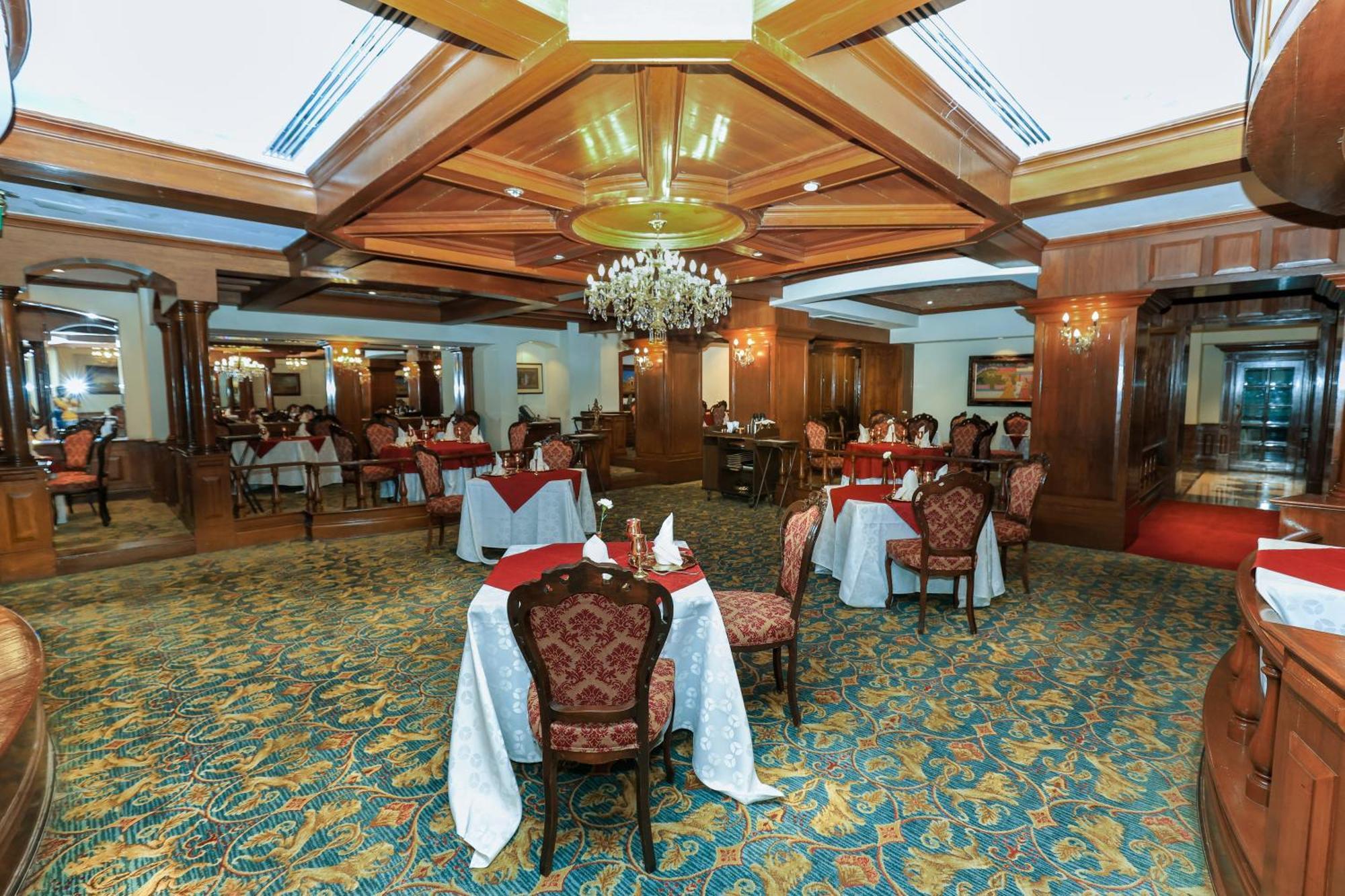 Le Royal Meridien Ченнаи Экстерьер фото